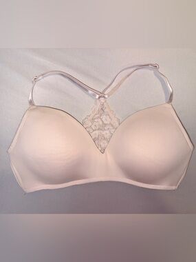 Laura Ashley NWOT Women Pale Pink Padded lace Racerback Adjustable Bra Size 36C